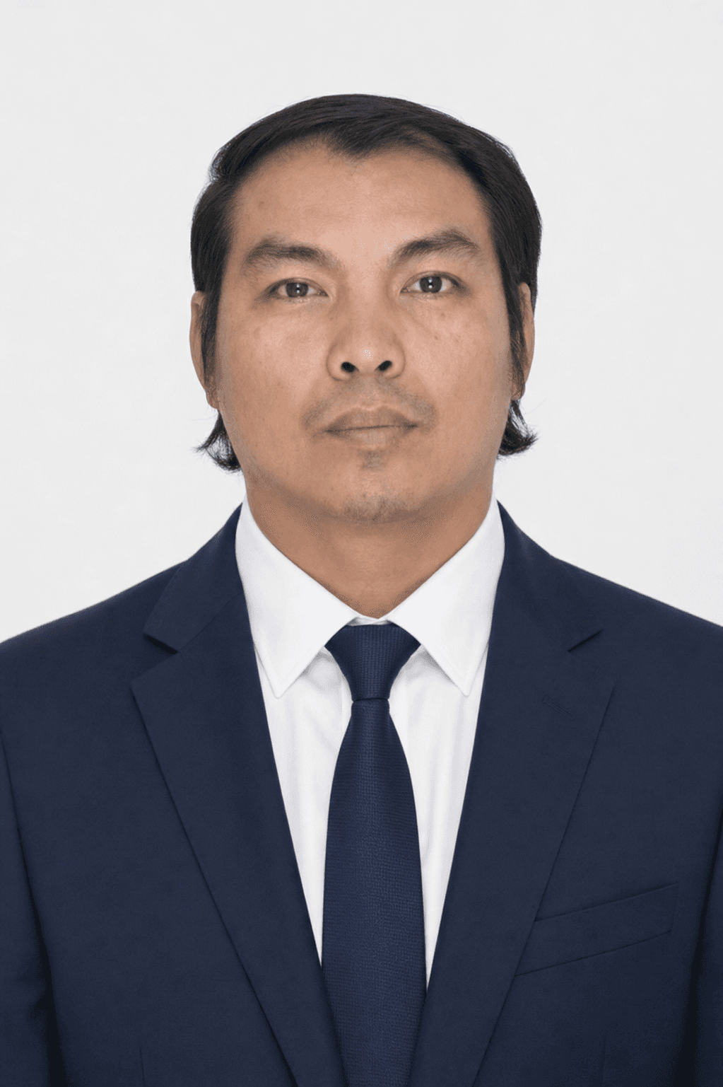 Arvin Enaje, Sales Manager